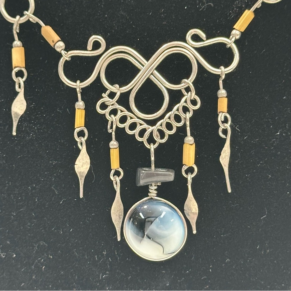 VINTAGE WOODEN BEAD & Silver Gem CHAIN NECKLACE/EARRINGS SET BOHO CHIC 1… - Picture 2 of 7